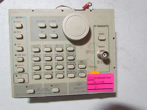 Tektronix AWG2021 A12 Tastiera 671-2520 -04 - Foto 1 di 3