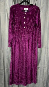 Maxi abito donna vintage Cervelle velluto schiacciato L viola bottoni gioiello medievale - Foto 1 di 16