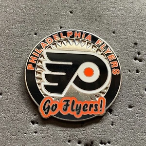 Philadelphia Flyers Go Flyers ! NHL Hockey Pin - Imagen 1 de 1