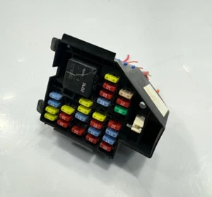 2000-2005 CHEVY CAVALIER INTERIOR CABIN FUSE BOX RELAY JUNCTION GENUINE OEM - Picture 1 of 8