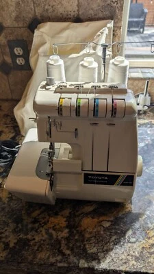 丰田型号 6700 3/4 螺纹锁机-缝纫机 — 第 1/4 张图片