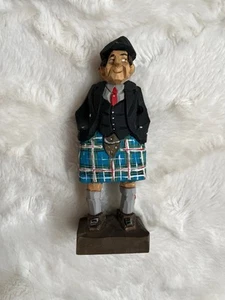 Artist Tom Hannah Wood Carved Scottish Man Figure Kilt Canada 6.5" Flaw - Bild 1 von 10