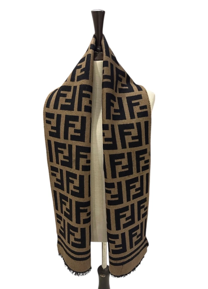 Б/у подлинный Fendi 100% шерсти шарф коричневый и черный  - Изображение 1 из 4