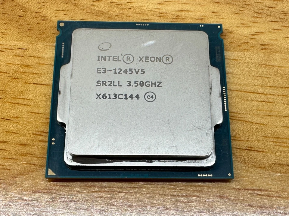 Procesador CPU Intel Xeon E3-1245 v5 3,50 GHz 8 MB L3 caché Socket LGA1151 SR2LL Foto 1 de 1