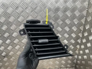 IVECO DAILY MK6 2015-On 2.3 Air Vent Central Left N/S Passenger Side 5802886069 - Picture 1 of 7