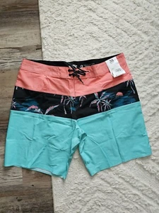 Billabong Recycler Tribong Pro Shorts Size 38 - Picture 1 of 4