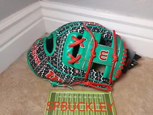 WILSON A2000 1786 11.5" INSTGRAM EXCLUSIVE UGLY SWEATER INFIELD BASEBALL GLOVE - Picture 1 of 3