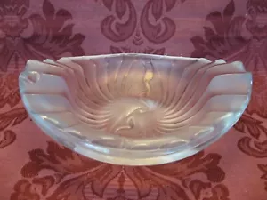 Posacenere in cristallo smerigliato Lalique Nancy - Foto 1 di 3