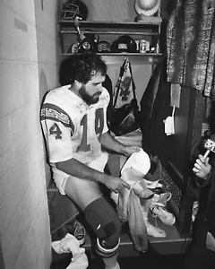 San Diego Chargers Dan Fouts Glossy 8x10 Photo NFL Football Print #4 - Picture 1 of 1