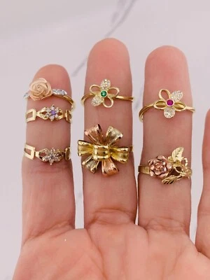 Real 10k Gold Ring flower or Rose 6 - 8 Rose ring  - Anillo en oro autentico 10 - Image 1 of 4
