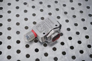 Sensor láser Keyence LR-ZB240CB 10-30VDC 100mA 25-240mm M18 - Imagen 1 de 7
