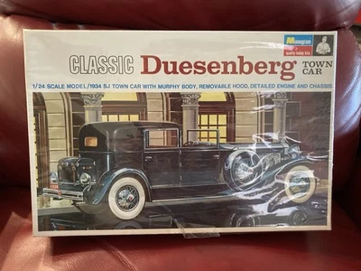 New Vintage Monogram 1934 Duesenberg SJ Town Car 1/24 Scale Model Hobby Kit 1968 - Image 1 of 4