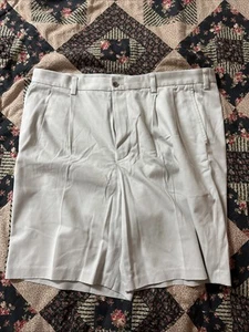 Nordstrom Mens Size 40W Smartcare Pleated Shorts Cotton Beige/Cream - Picture 1 of 4