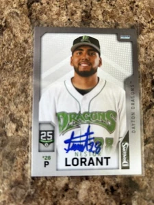 Juego de equipo automático # 08 firmado por Nestor Lorant 2025 Dayton Dragons Cincinnati Reds - Imagen 1 de 1