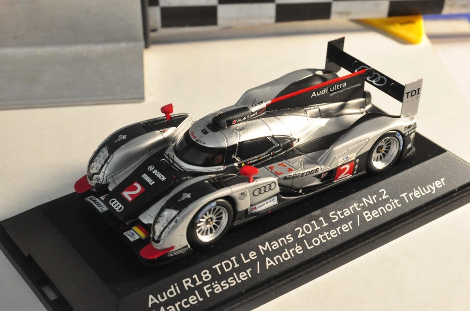 1/43 SPARK AUDI R18 TDI LE MANS 2011 - Immagine 1 di 3