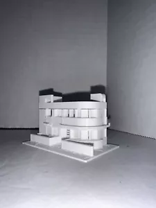 Set treno da costruzione bianco casa moderna scala N 1:160 casa bianca sfondo - Foto 1 di 7