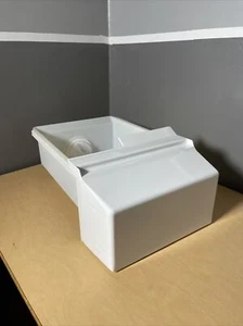 OEM Kenmore Elite Maytag Whirlpool Bauknecht Kitchenaid Crosley Amana Ice Bin - Picture 1 of 8