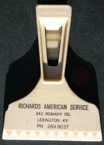 1960-70s Era Lexington Kentucky American gas & oil diecut plastic ice scraper--- - Picture 1 of 1