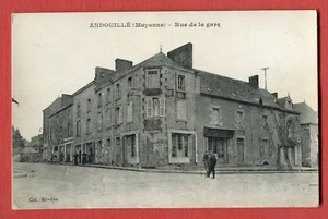 CPA 53 ANDOUILLE (mayenne) rue de la gare col. rivière animée métiers de couvreu - Imagen 1 de 2