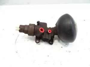 2000 Lexus LX470 accumulator, suspension, left front 49042-60020 - Picture 1 of 4