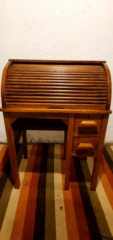 Vintage Children's White Oak Roll Up Desk- Used very nice cond H33' W 16' L 24' Cover
