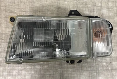 Luz de faro rastreador Chevrolet 1990-95 OEM para mano izquierda NOS Foto 1 de 3