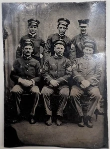 Antique Civil War 2.5"x 3.5" Tin Type Photo Union 6 Soldier In Uniform RARE - Picture 1 of 5