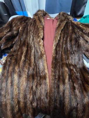 Casaco de pele de vison John Wanamaker vintage feminino tamanho M marrom - Imagem 1 de 3