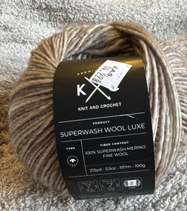 K & C Luxe Superwash 100% Merino Wool Yarn Soft Sands 3.5oz Discontinued - Bild 1 von 3