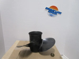 Mercury Marine Propeller 9.5x11P 896896A40 - Picture 1 of 4
