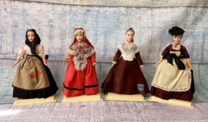 Lot of 4 VTG Bella Dolls - Made in France  Miniatures "Bella" Folkloriques 9.5" - Picture 1 of 24