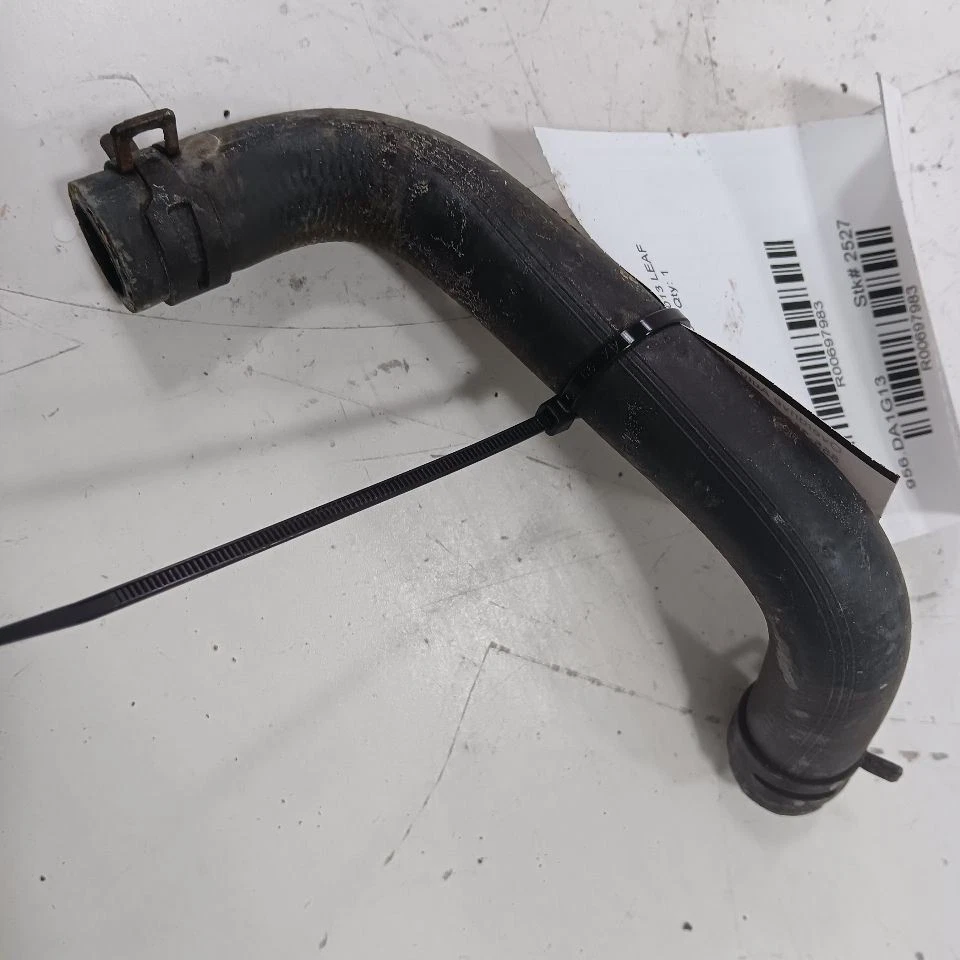 Труба кроссовера Nissan LEAF Coolant Line 2013 2014 2015 2016 2017 - Изображение 1 из 4