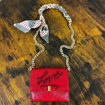 Cartera Compacta Salvatore Ferragamo "Love" Cuero Rojo Raro Foto 1 de 4
