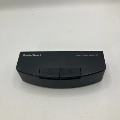 RadioShack 15-1952 2 Way Video Selector Switch RCA Composite - Image 1 of 3
