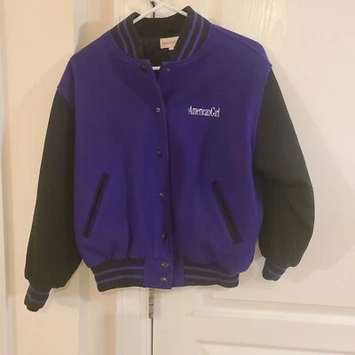 Chaqueta Letterman American Girl Vintage Logo Juvenil Niña Talla Mediana Púrpura/Negro Foto 1 de 4