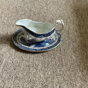 Booths Willow Pattern Gravy Boat And Saucer - Picture 1 of 3