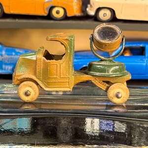 Vtg Tootsietoy Mack Search Spot Light Truck Diecast Dimestore Man Cave GIft WOW! - Picture 1 of 9