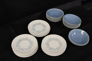 Blue Star Pattern Saucers and Bowls - Picture 1 of 5