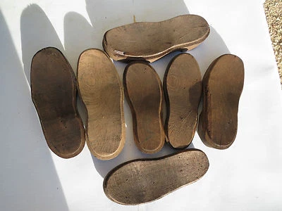 Ancien embauchoir paire de semelles bois sabot outil cordonnier art populaire - Photo 1/4
