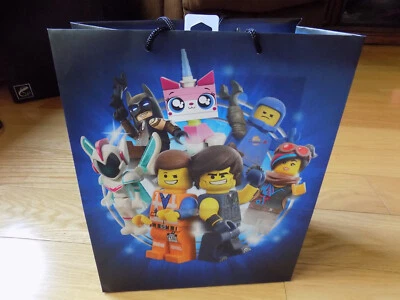 Hallmark 乐高电影礼品袋 13 英寸蝙蝠侠仍然真棒太空礼品袋 — 第 1/4 张图片