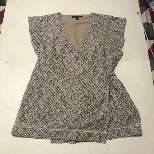 Banana Republic Blouse Size M Grey Brown Wrap Floral Lace Cap Sleeve 4159 - Picture 1 of 9