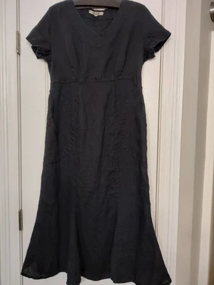 Vestido midi de lino negro para damas talla pequeña con bolsillos modesto cottagecore  Foto 1 de 4