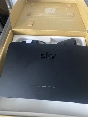 Sky Broadband Q Router 4.2 Hub (With Power cable) NEW Latest Model SR203 WiFi - Image 1 of 4