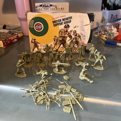 Airfix Toy Soldiers Boxed British Infantry Support Group 1/32 Scale WW2 boxed  - image 1 of 4