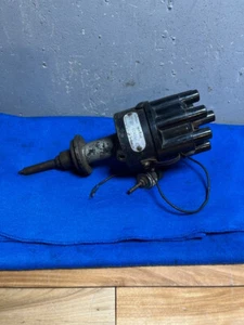 1960 Plymouth V8 Dual Point Distributor 1889554 Fury, Savoy, Sports Fury - Picture 1 of 6