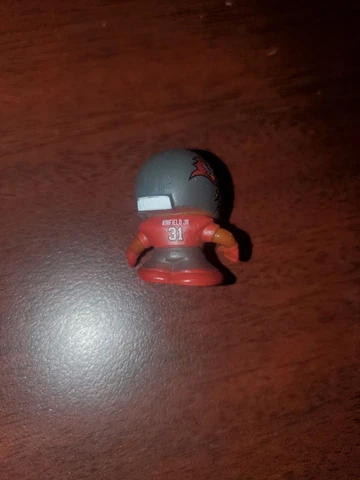 NFL Teeny Mates Series 11 - Antoine Winfield buccaneers Cover