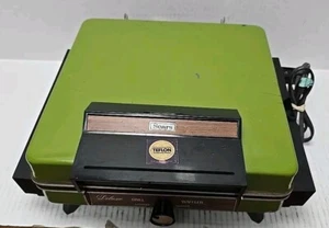 Parrilla vintage Sears Deluxe - verde aguacate gofrera - Imagen 1 de 10