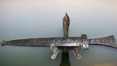 Antigua Espada Sahara Takouba con Mango de Cuero y Vaina Rara 47cm Foto 1 de 4