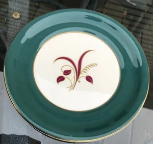 The Harker Pottery Co. 22kt., Platinum Green Floral Design (Assorted Pieces) - Bild 1 von 38