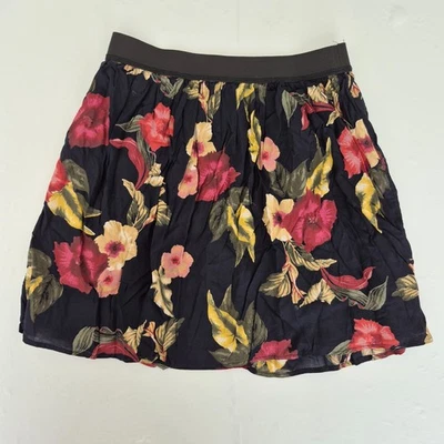 HOLLISTER Skirt Small Black Womens Short Floral Elastic Waist - Image 1 of 4